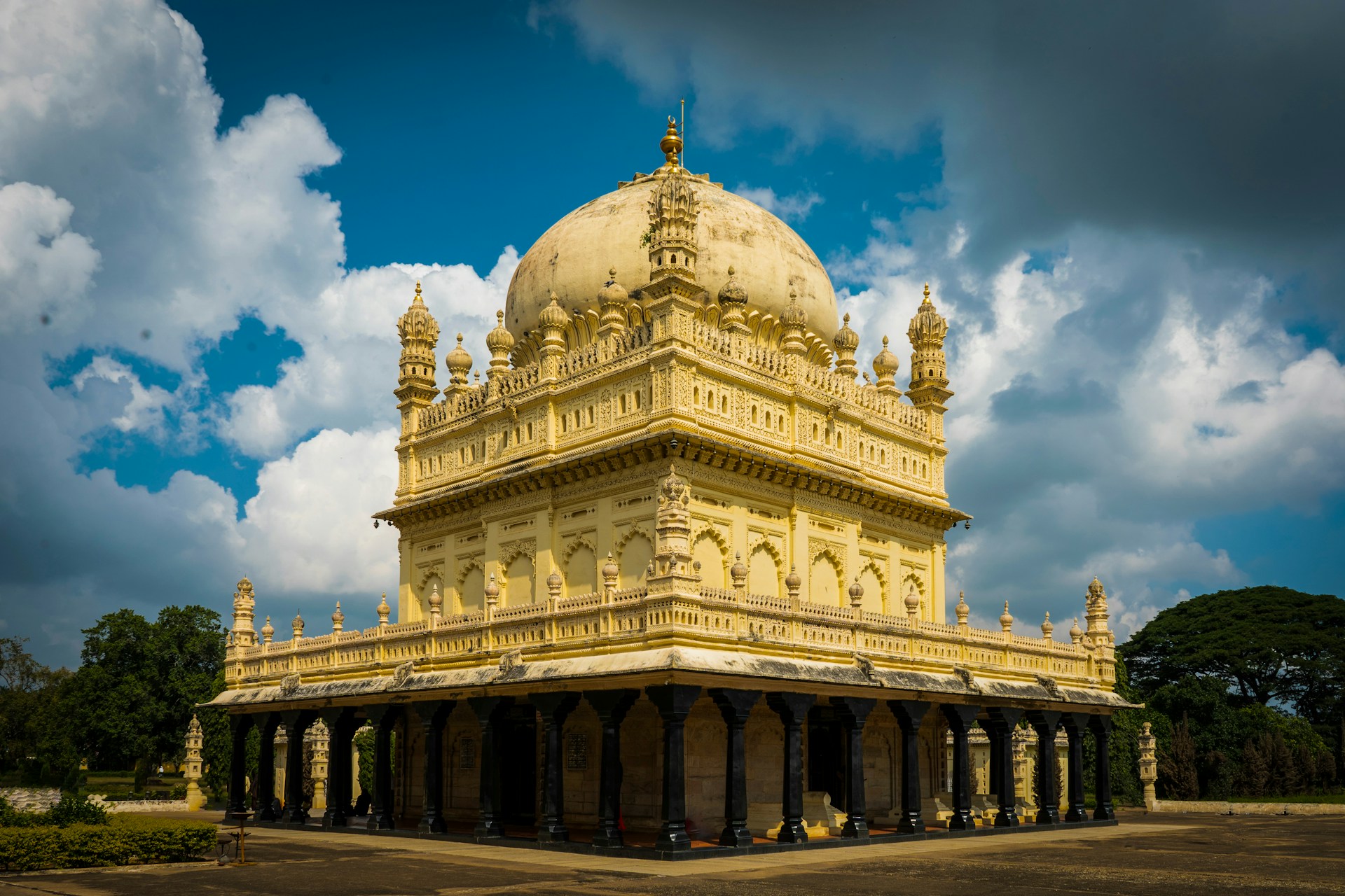 ashish-kumar-senapati-xLnjvcQlhD4-unsplash